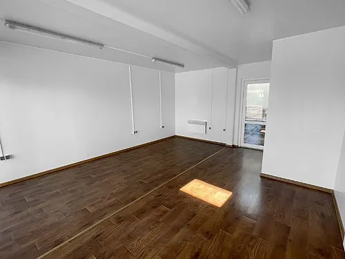Contenedor de oficina doble – 29,4 m², modular, personalizable - Imagen 4