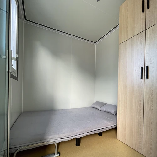 Oficina 7'x20' con dormitorio – Trabajo y descanso en obra - Imagen 7